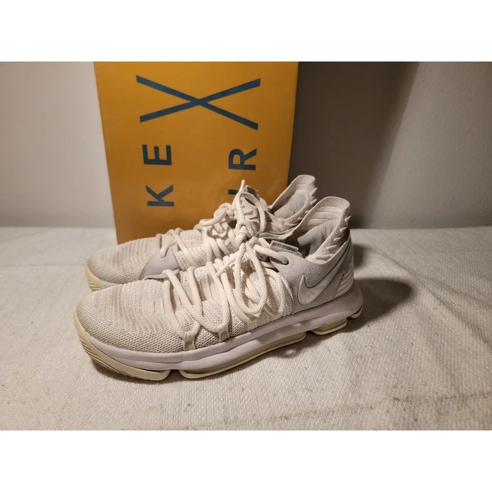 Nike KD 10 Numbers‎ Men's Size 9.5 Sneakers White Basketball Shoes